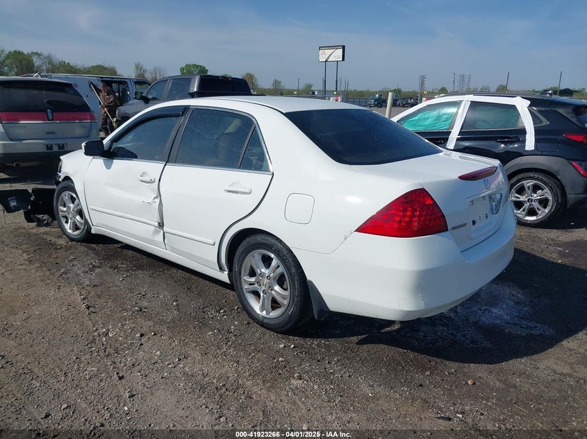 2007 HONDA ACCORD VIN: 1HGCM56717A097413