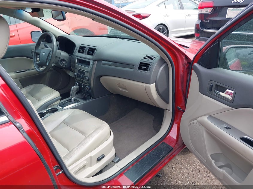 2010 FORD FUSION VIN: 3FAHP0JA0AR118420