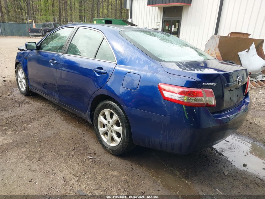 2011 TOYOTA CAMRY VIN: 4T1BF3EK2BU688013