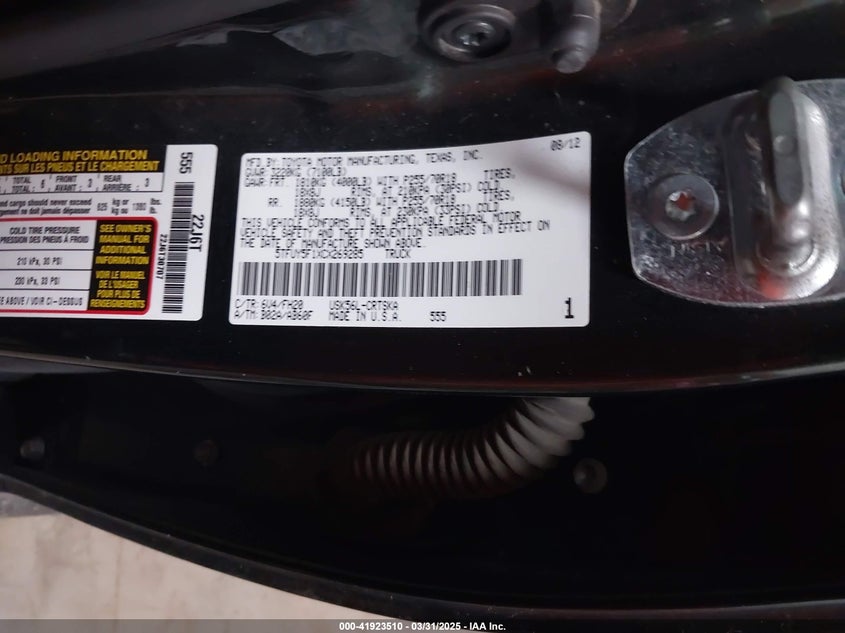 2012 TOYOTA TUNDRA VIN: 5TFUY5F1XCX269285