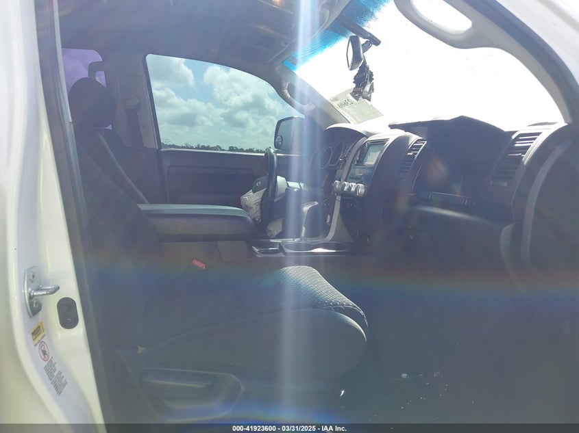 2012 Toyota Tundra Grade 5.7L V8