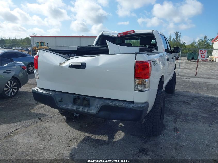 2012 Toyota Tundra Grade 5.7L V8 VIN: 5TFDY5F11CX240662 Lot: 41923600