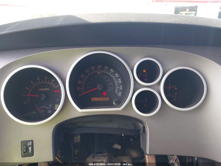 2012 Toyota Tundra Grade 5.7L V8 VIN: 5TFDY5F11CX240662 Lot: 41923600