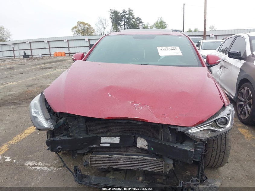 2018 HYUNDAI ELANTRA VIN: KMHD04LB3JU498156