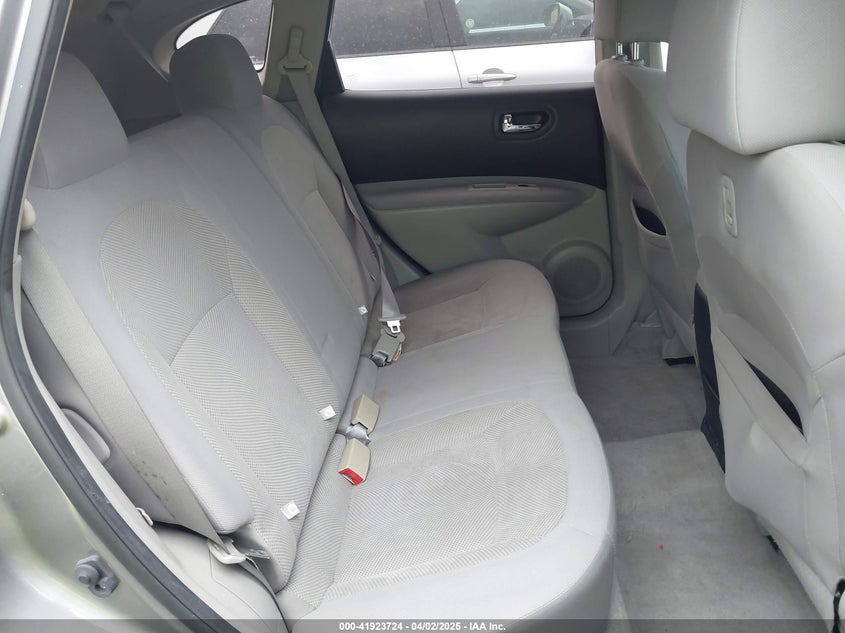 2015 NISSAN ROGUE SELECT S - JN8AS5MT9FW651637