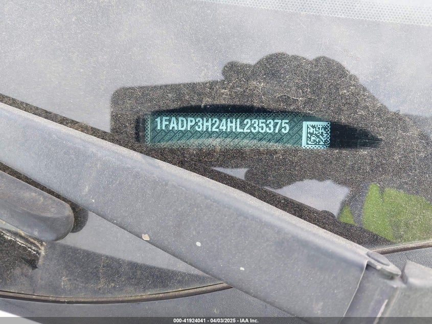 2017 FORD FOCUS SEL - 1FADP3H24HL235375