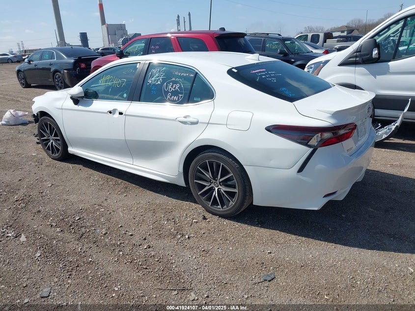 2021 TOYOTA CAMRY VIN: 4T1G11AK6MU586134
