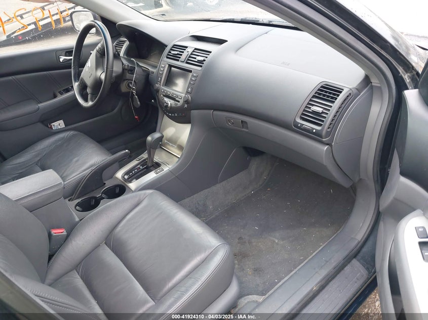 2007 HONDA ACCORD VIN: 1HGCM56727A153567