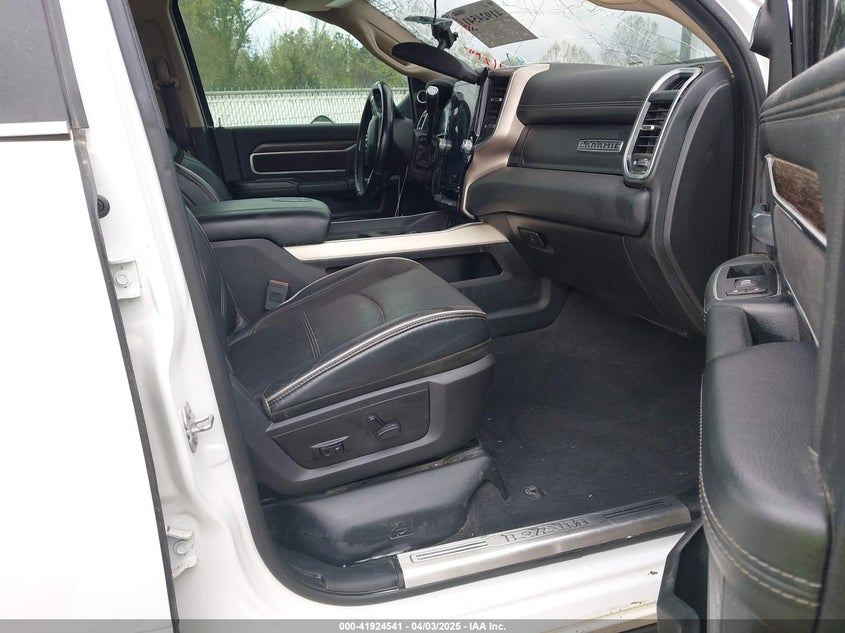 2020 RAM 2500 LARAMIE  4X4 6'4 BOX - 3C6UR5FL4LG104147
