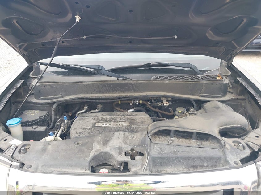 2009 HONDA PILOT VIN: 5FNYF388X9B024429