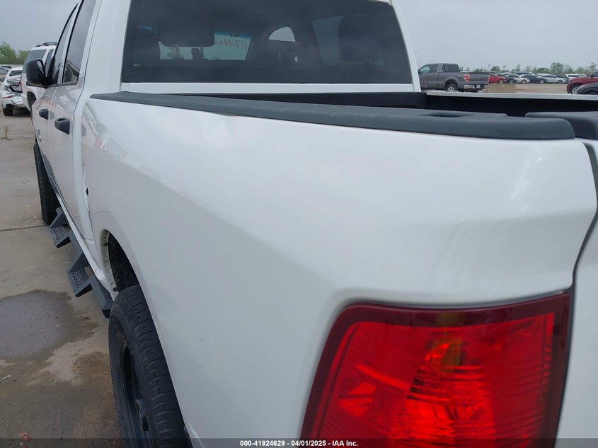 2017 RAM 1500 TRADESMAN  4X2 5'7 BOX - 1C6RR6KG5HS825162