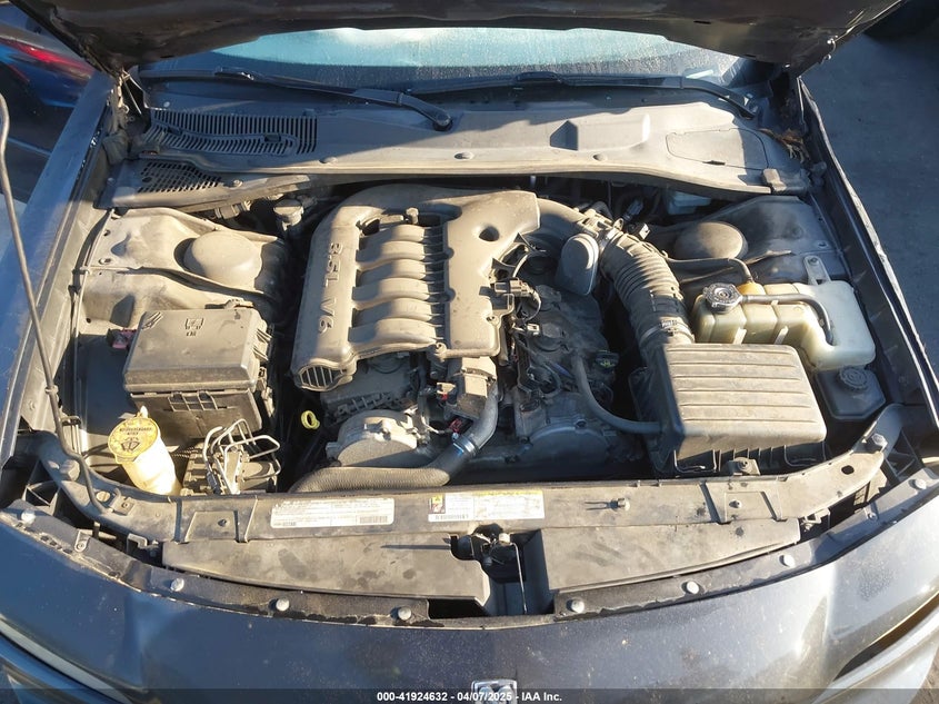 2010 DODGE CHARGER VIN: 2B3CA3CV2AH307929