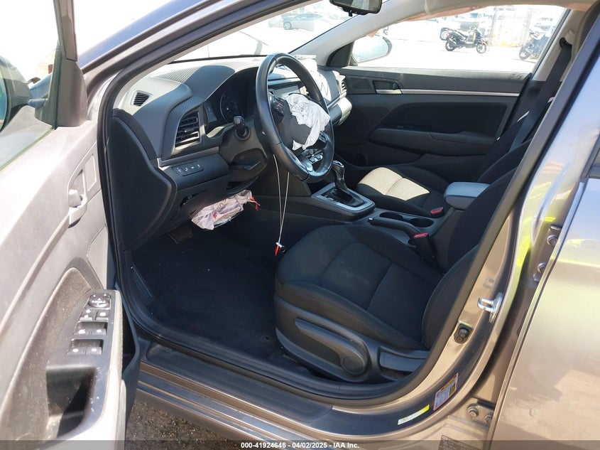 2020 HYUNDAI ELANTRA VIN: 5NPD84LF7LH530314