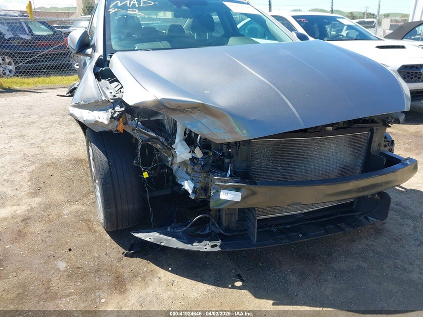 2020 HYUNDAI ELANTRA VIN: 5NPD84LF7LH530314