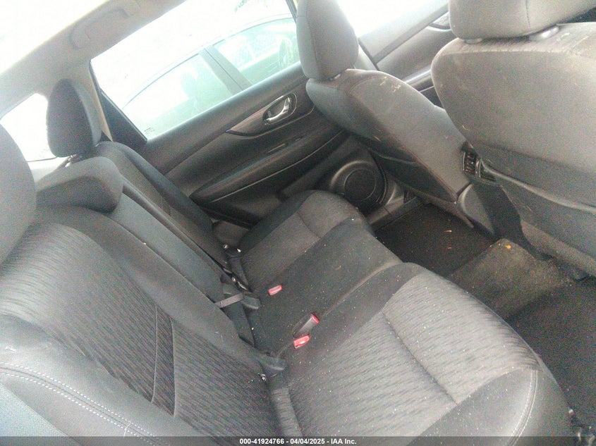 2018 NISSAN ROGUE S/SV - KNMAT2MT8JP597659