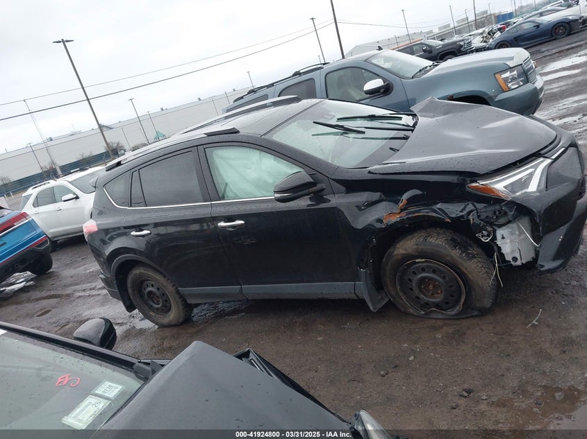 2018 TOYOTA RAV4 LIMITED/SE/PLATINUM - 2T3DFREV3JW787516