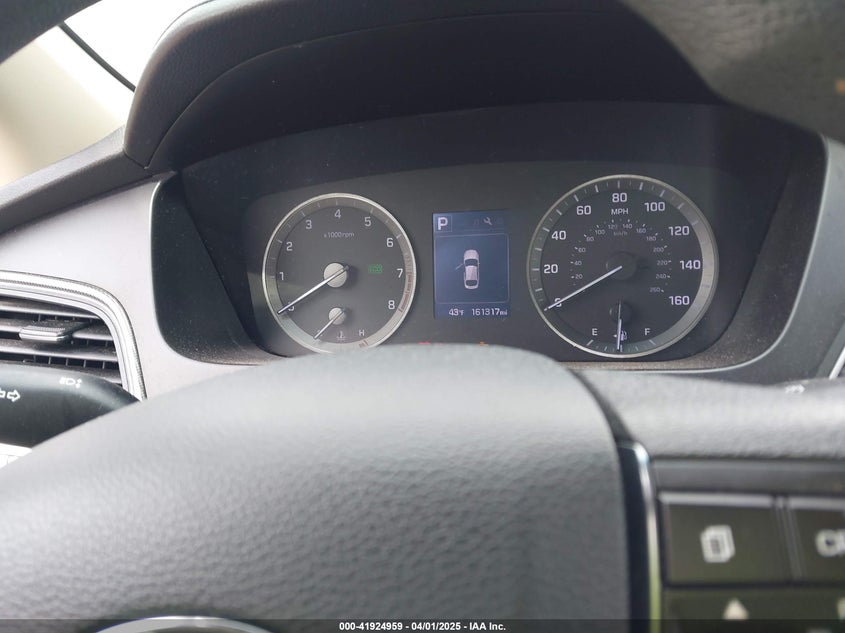 2015 HYUNDAI SONATA VIN: 5NPE34AF4FH063220