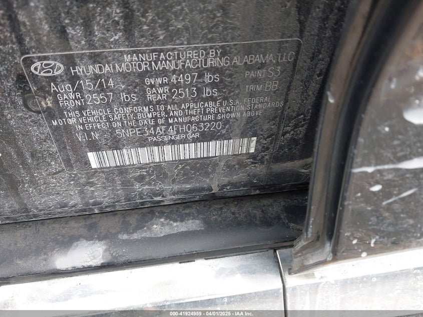 2015 HYUNDAI SONATA VIN: 5NPE34AF4FH063220