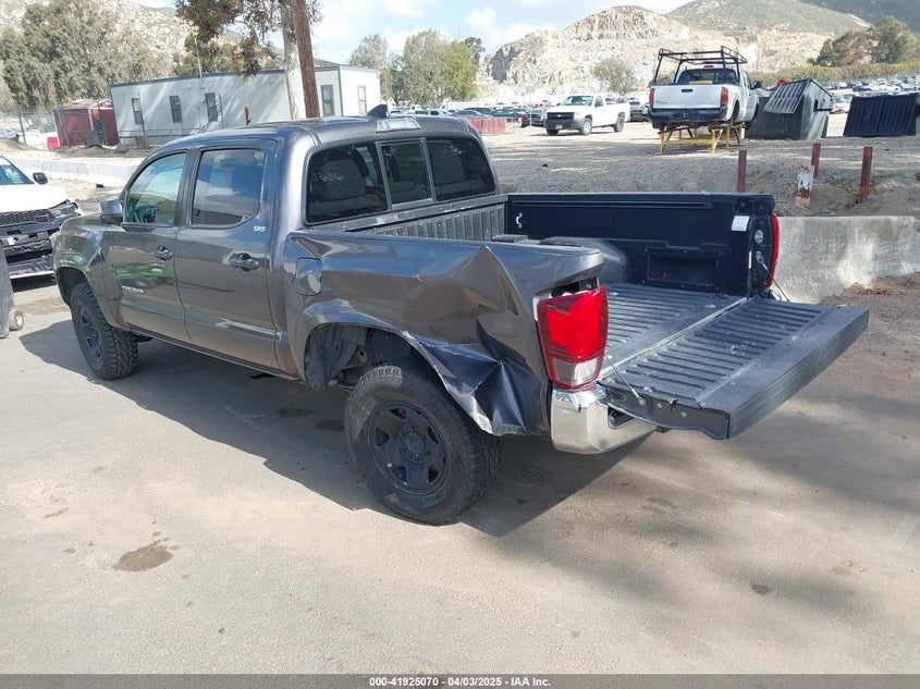 2019 TOYOTA TACOMA DOUBLE CAB/SR/SR5 - 5TFAX5GN5KX162926