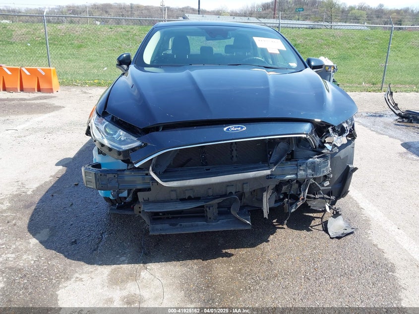 2020 FORD FUSION VIN: 3FA6P0HDXLR231155