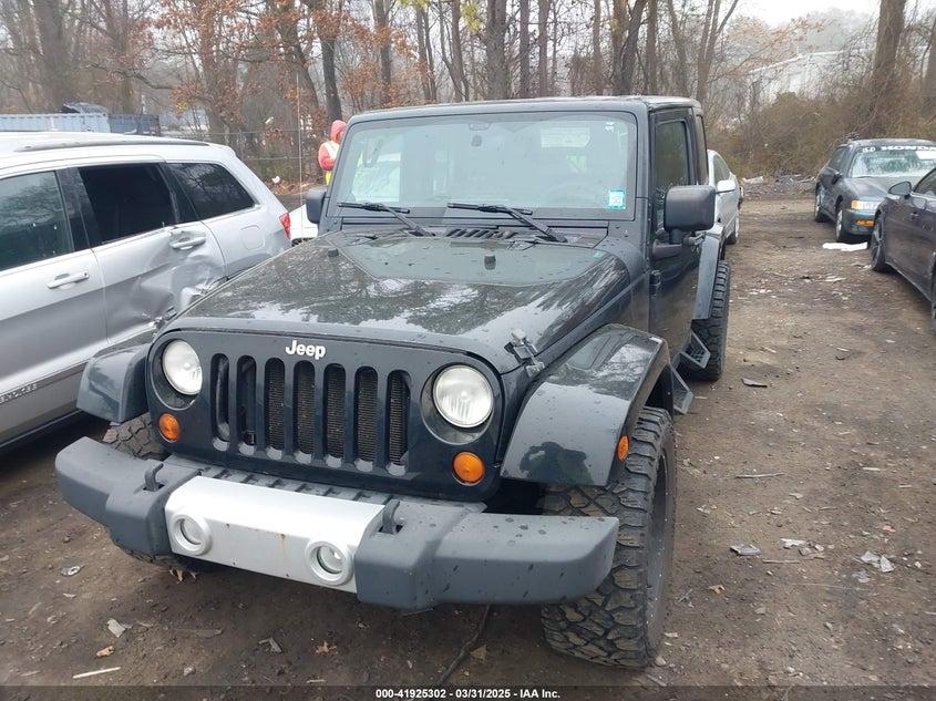 2011 JEEP WRANGLER UNLIMITED VIN: 1J4BA5H10BL577011