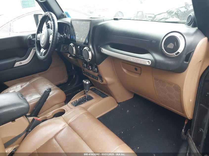 2011 JEEP WRANGLER UNLIMITED VIN: 1J4BA5H10BL577011