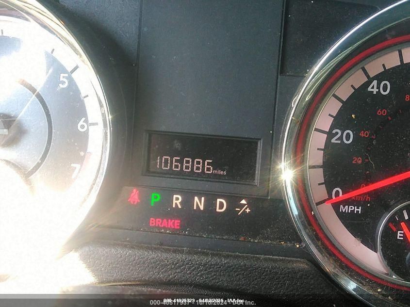 2018 Dodge Grand Caravan Sxt VIN: 2C4RDGCG5JR299294 Lot: 41925329