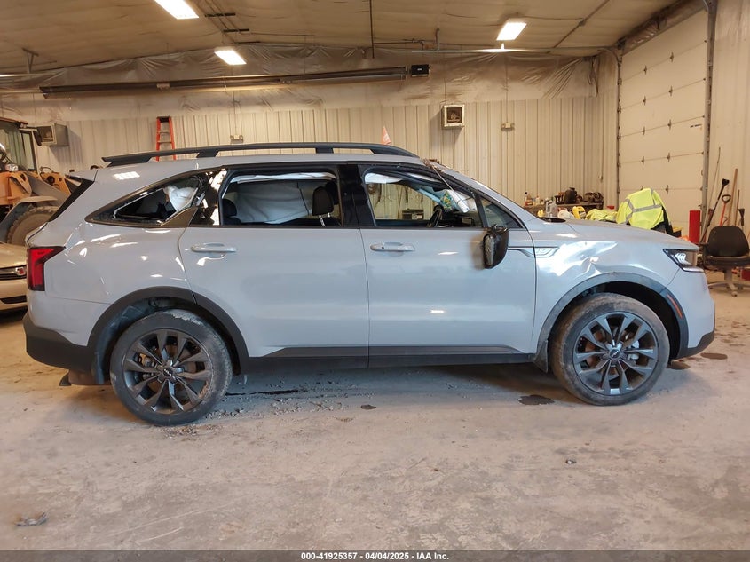 2023 KIA SORENTO X-LINE EX - 5XYRHDLF3PG190033