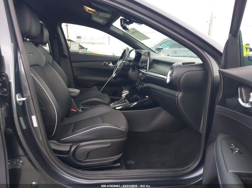 2023 KIA FORTE VIN: 3KPF54ADXPE551784