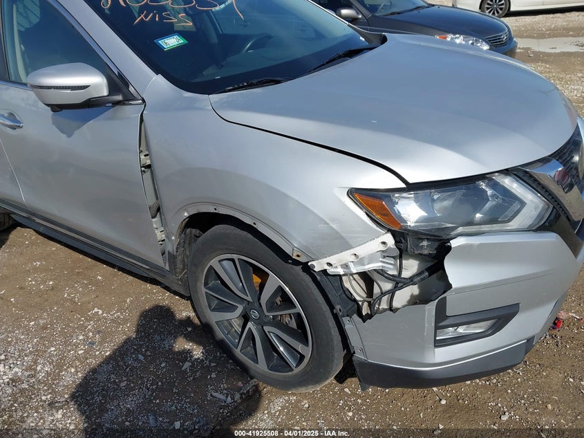 2019 NISSAN ROGUE SL - 5N1AT2MT3KC777684