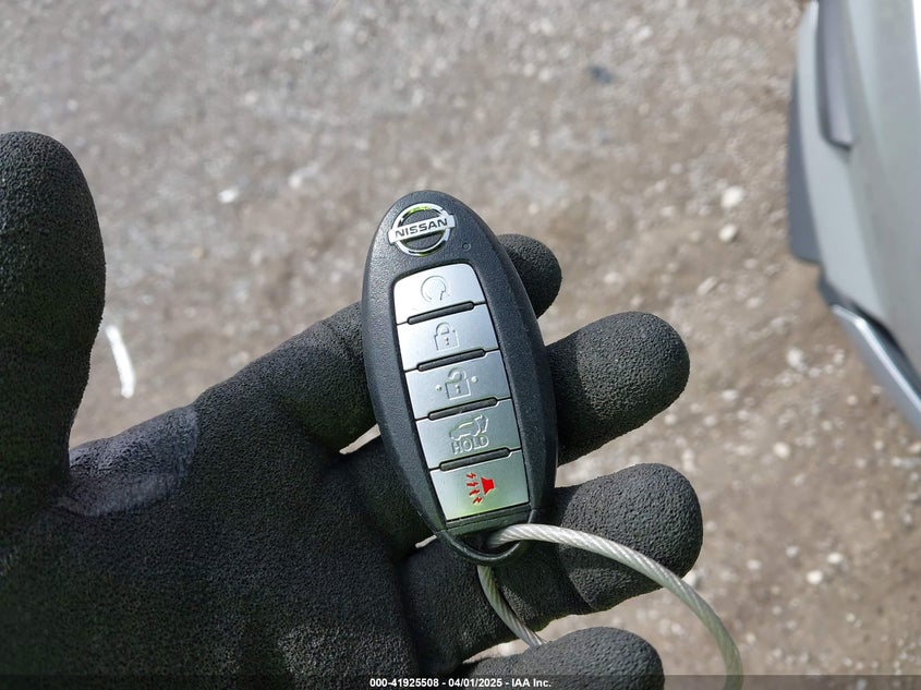 2019 NISSAN ROGUE SL - 5N1AT2MT3KC777684