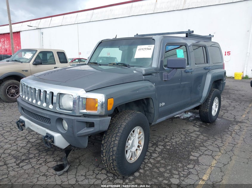 2008 HUMMER H3 SUV VIN: 5GTEN13E688129578