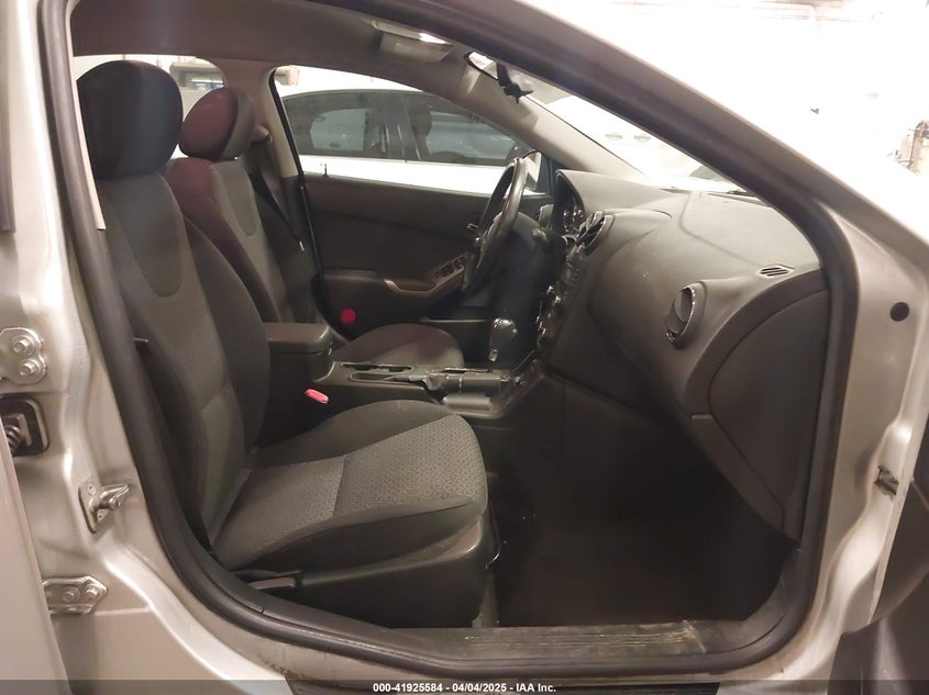 2009 PONTIAC G6 VIN: 1G2ZG57B094155004