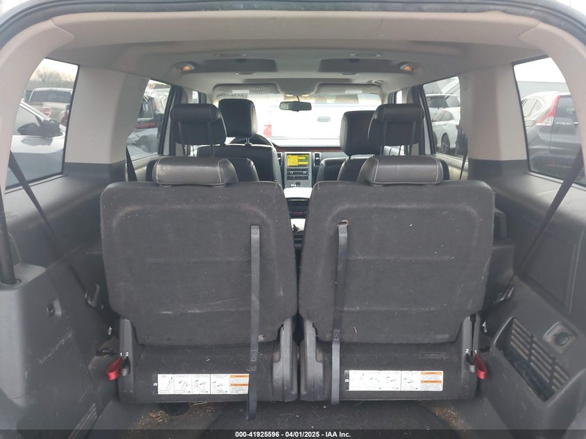 2010 FORD FLEX VIN: 2FMGK5DC7ABA39027