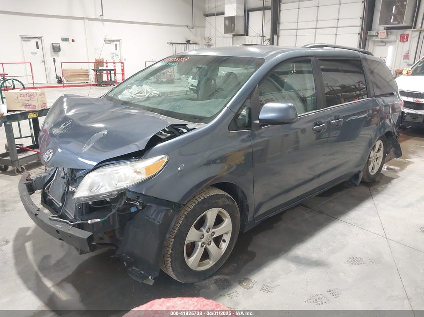 2013 TOYOTA SIENNA VIN: 5TDKK3DC1DS375410