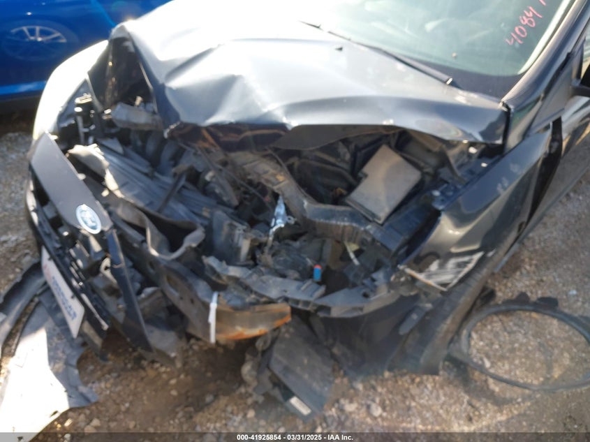 2015 Ford Focus Se VIN: 1FADP3K2XFL263655 Lot: 41925854