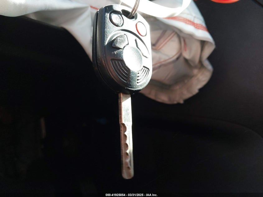 2015 Ford Focus Se VIN: 1FADP3K2XFL263655 Lot: 41925854