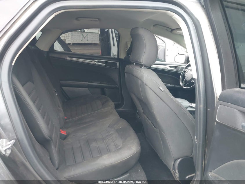 2019 FORD FUSION VIN: 3FA6P0HD3KR284679