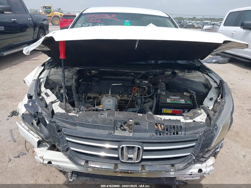 2013 HONDA ACCORD VIN: 1HGCR2F35DA187141