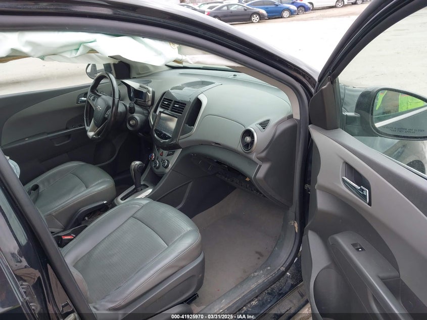 2015 CHEVROLET SONIC LTZ AUTO - 1G1JE5SB8F4143693