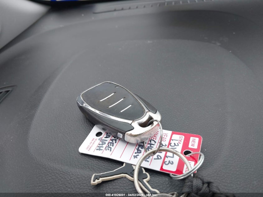 2019 CHEVROLET TRAX VIN: 3GNCJLSB2KL283704