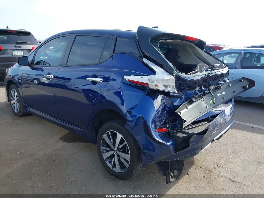 2022 NISSAN LEAF VIN: 1N4BZ1BV7NC562180