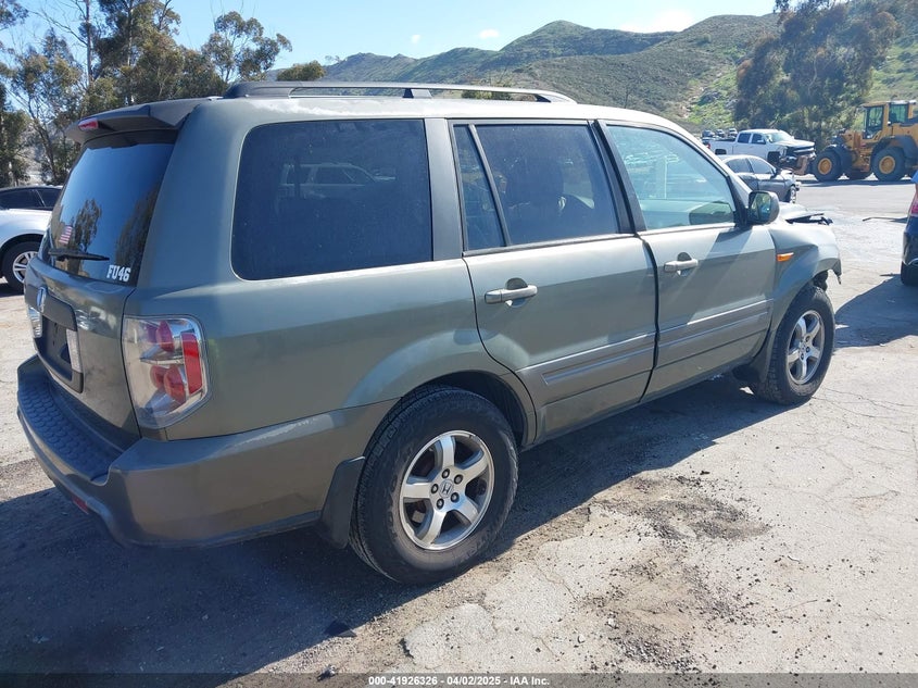 2007 HONDA PILOT VIN: 5FNYF28727B041336