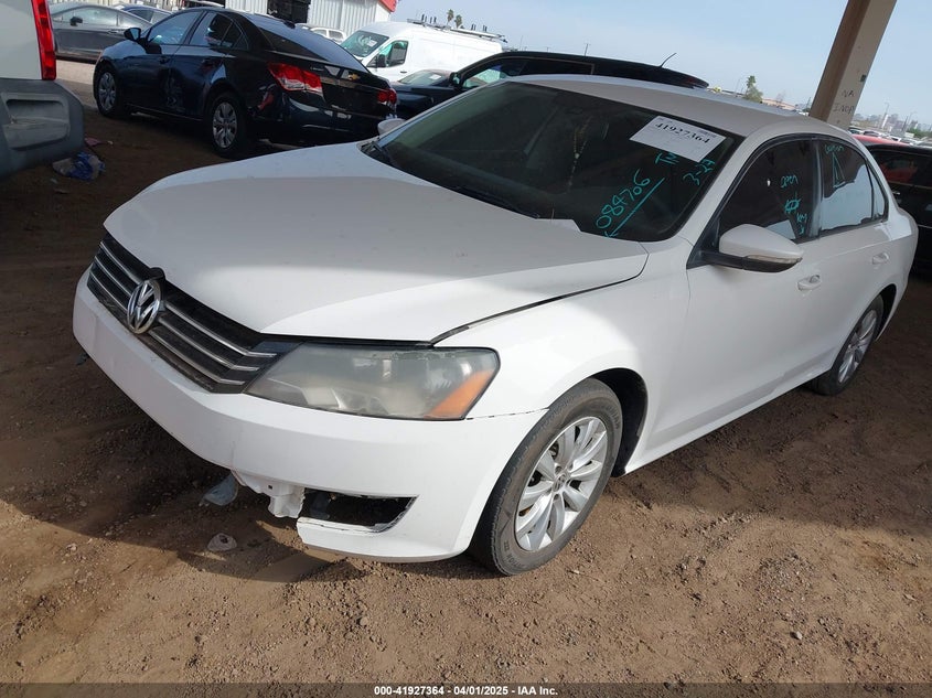 2012 VOLKSWAGEN PASSAT VIN: 1VWAP7A35CC084706