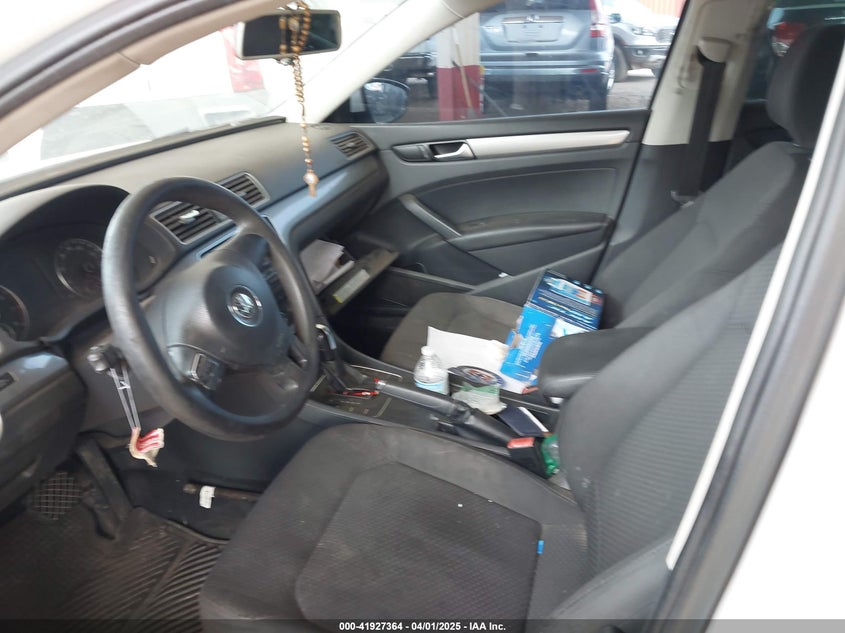 2012 VOLKSWAGEN PASSAT VIN: 1VWAP7A35CC084706