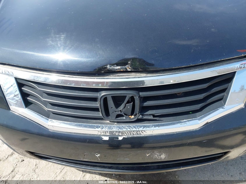 2008 HONDA ACCORD VIN: 1HGCP26898A111283