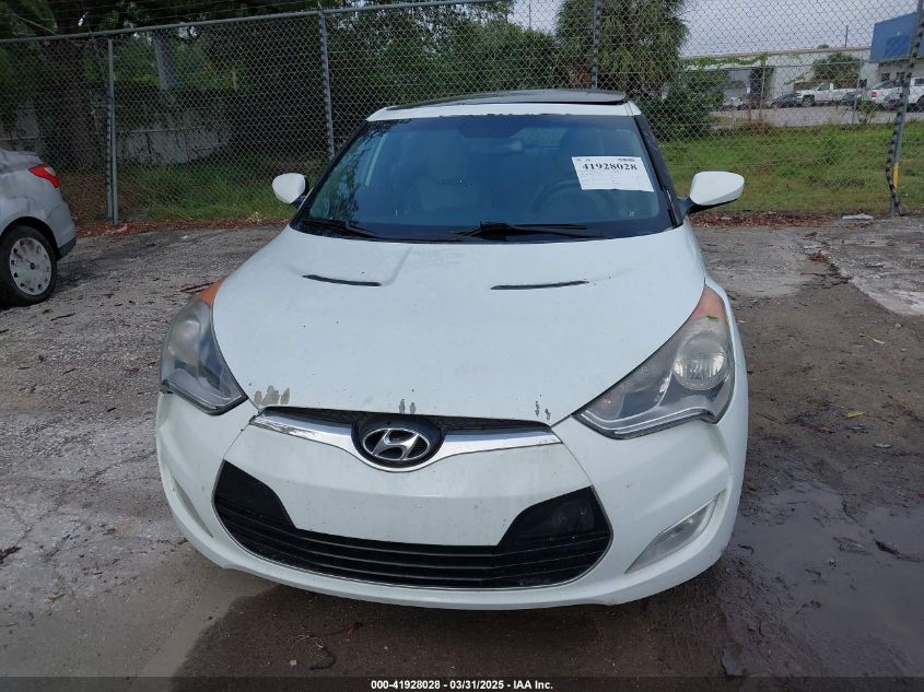 2013 Hyundai Veloster Base W/Gray VIN: KMHTC6AD3DU164829 Lot: 41928028