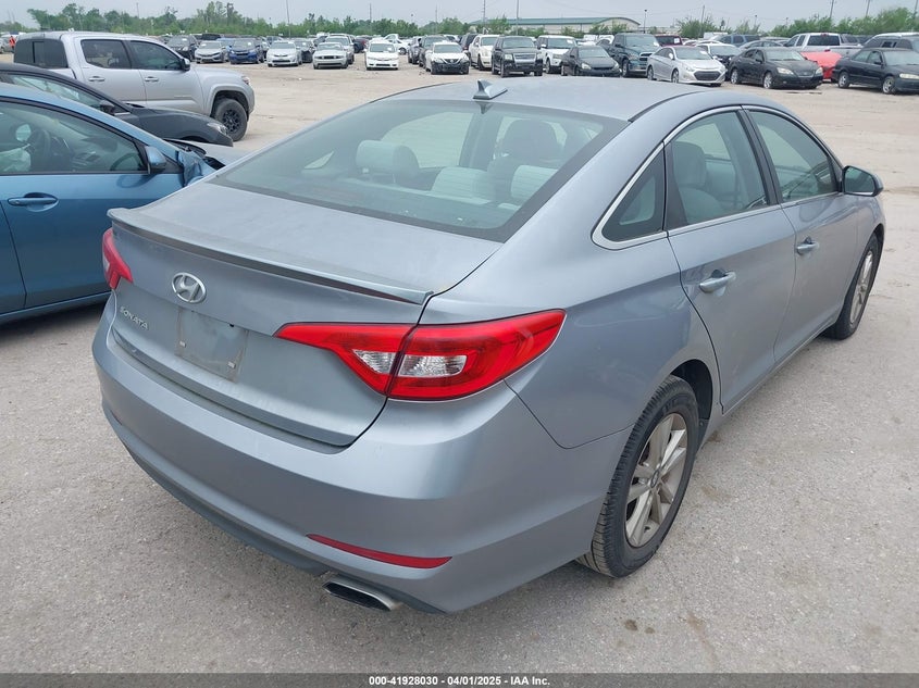 2016 HYUNDAI SONATA SE - 5NPE24AFXGH372467