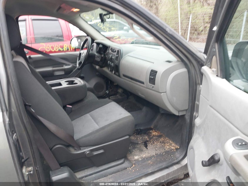 2009 CHEVROLET SILVERADO 1500 VIN: 1GCEK19J19Z252446