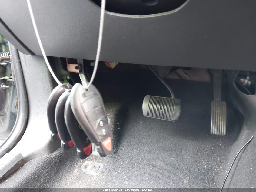 2010 DODGE JOURNEY VIN: 3D4PG4FB7AT155632